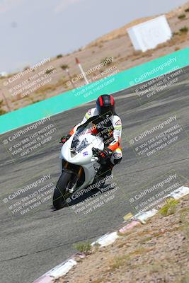 media/Oct-15-2022-TrackXperience (Sat) [[8f70b8b0be]]/Group 2/session 4 turn 1/